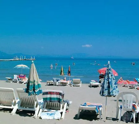 Hotell Attika Beach